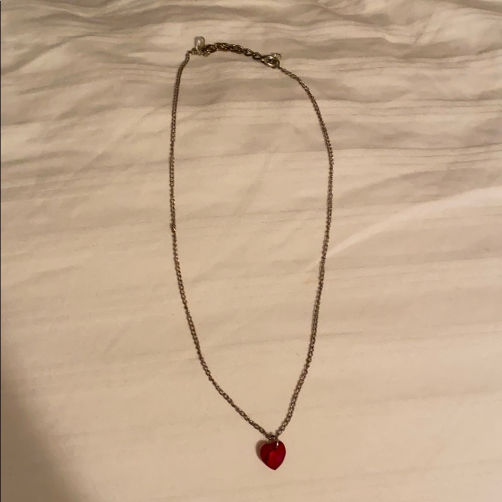 Costume jewelry. “Diamond” heart necklace